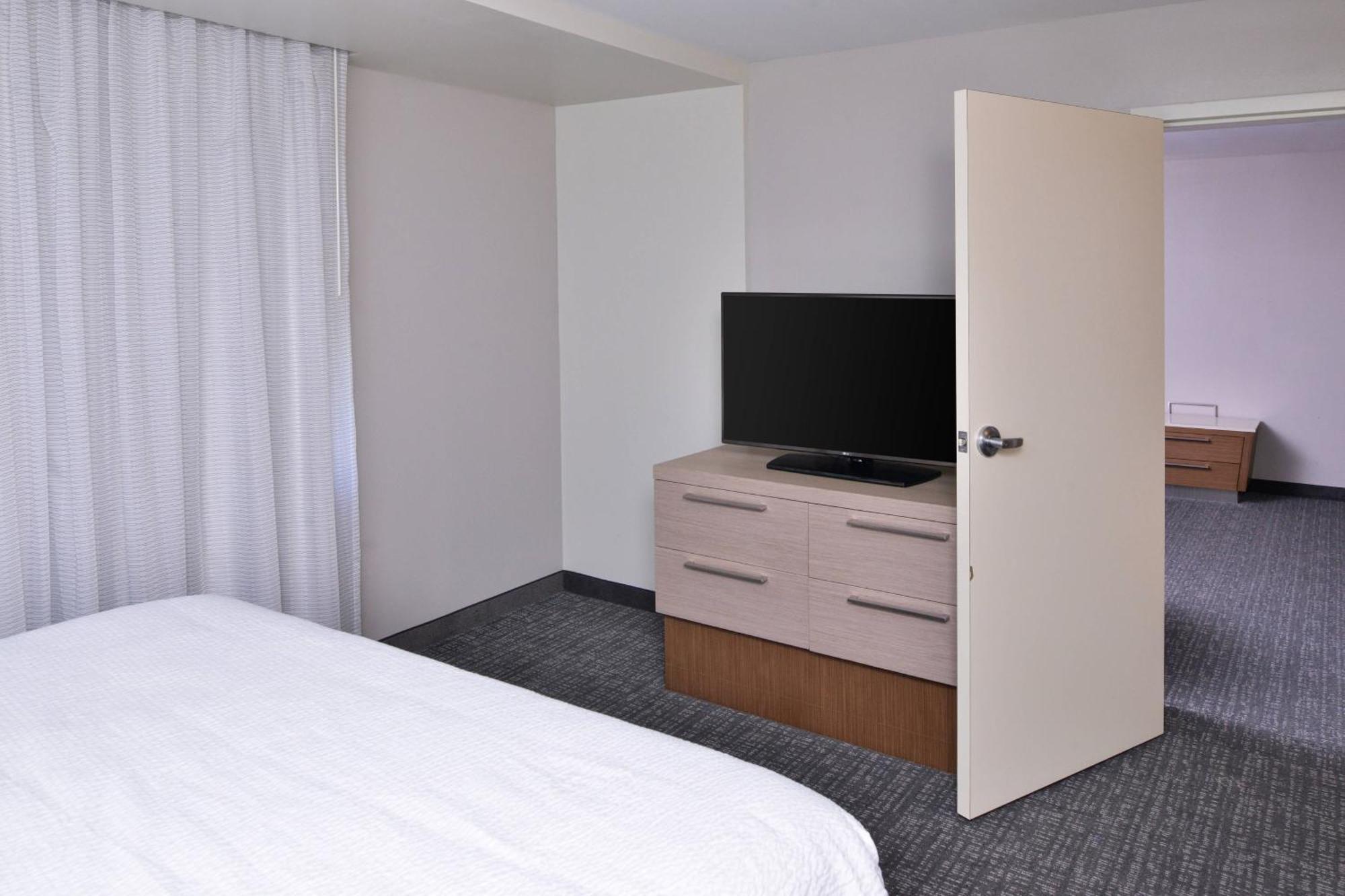 Courtyard By Marriott Columbus Grove Stadt Exterior foto
