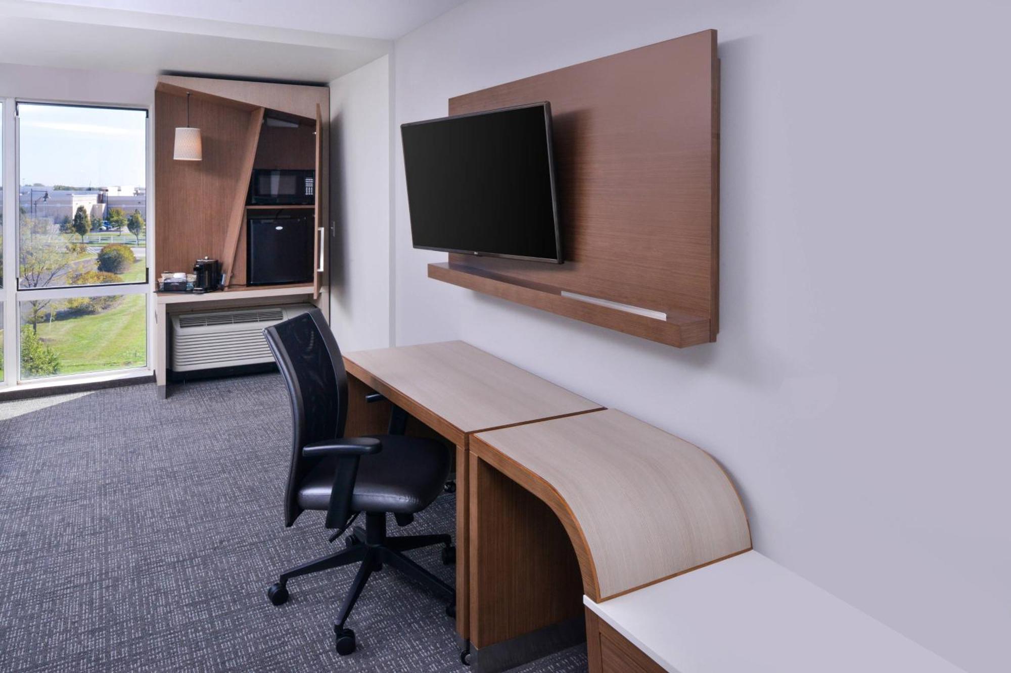 Courtyard By Marriott Columbus Grove Stadt Exterior foto